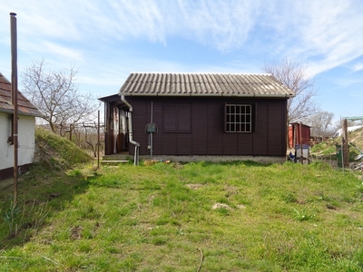 Sárkeresztúr, ingatlan, nyaraló, 49 m2, 1.199.000 Ft