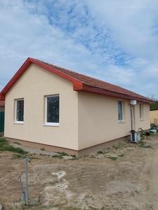 újépítésű, Albertirsa, ingatlan, ház, 66 m2, 27.900.000 Ft