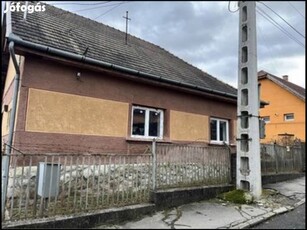 Eladó 90m2 családi ház