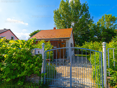 Eladó családi ház - Fertőhomok, Győr-Moson-Sopron megye
