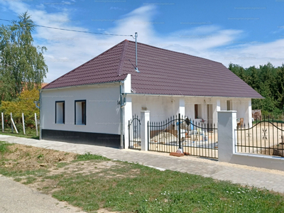 Eladó családi ház - Sobor, Győr-Moson-Sopron megye