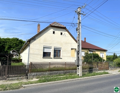 Eladó családi ház - Zomba, Tolna megye