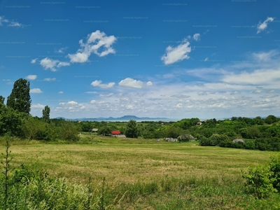 Eladó külterületi telek - Balatonkeresztúr, Somogy megye