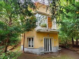 Eladó családi ház Budapest, II. kerület, Pasaréti út