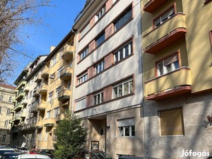 Eladó felújított lakás Budapest V. kerület