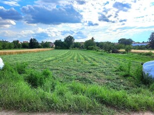 Eladó telek Lövő