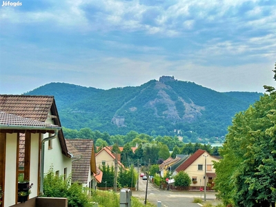 5 SZOBÁS családi ház eladó Nagymaroson ELVEHETETLEN PANORÁMÁVAL! - Nagymaros, Pest - Sorház/ikerház/házrész