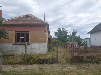 Szombathelyi ház nagy telekkel - Szombathely, Vas - Ház