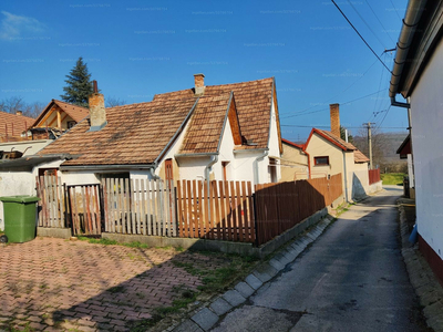 Eladó családi ház - Mecseknádasd, Dózsa György utca