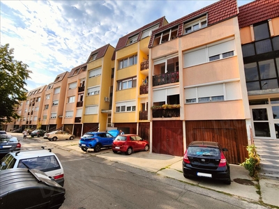 Eladó felújítandó lakás - Pécs