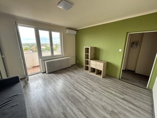 Kiadó téglalakás, albérlet Budapest, XIV. kerület, Herminamező, 7. emelet