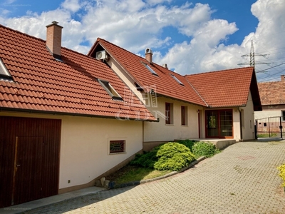 Üröm, ingatlan, ház, 228 m2, 430.000 Ft