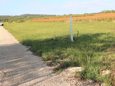 Összközműves építési telek Pázmándfalun - Pázmándfalu, Győr-Moson-Sopron - Telek, föld