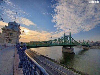 V. Kerület, Fővám tér, 73 m2-es, 2. emeleti, társasházi lakás - V. kerület, Budapest - Lakás