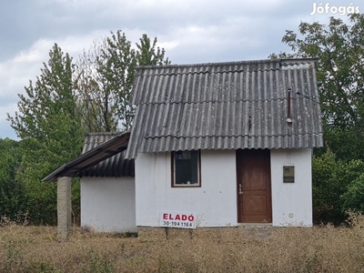 Eladó építési telek, Szolnok