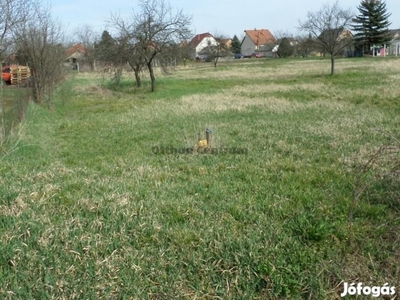 Eladó telek Tiszafüred