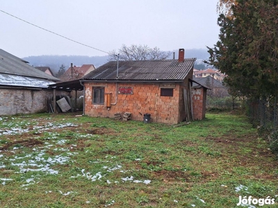 Szekszárd Major utcában telek eladó