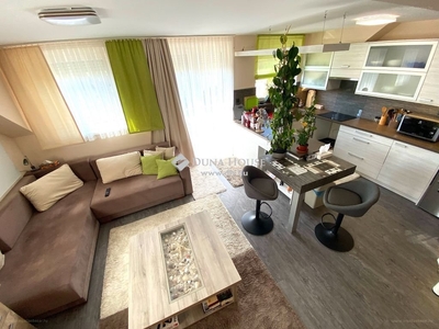 Veszprém, ingatlan, lakás, 86 m2, 69.990.000 Ft