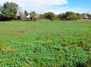 Eladó telek Gárdony