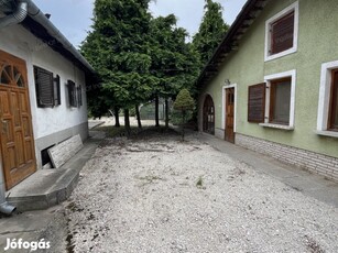 Győr-Szabadhegyen 2 szobás, 67 m2-es családi ház, 567 m2-es teleken,