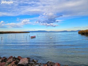 Közvetlenül A Balaton-Parton Üdülőapartman