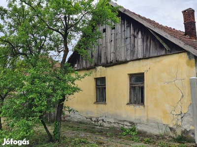 Békésen ház eladó felújításra