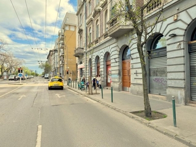 Eladó ipari ingatlanBudapest, VI. kerület, Podmaniczky utca - Izabella utca sarok, szuterén