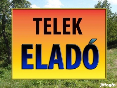 Építési telek faházzal, gondozott gyümölcsfákkal eladó