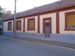 Eladó családi ház Izsák, Kölcsey Ferenc utca