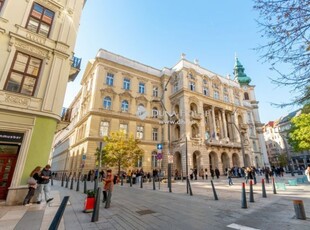 Eladó téglalakás Budapest, V. kerület, Kecskeméti utca, 5. emelet