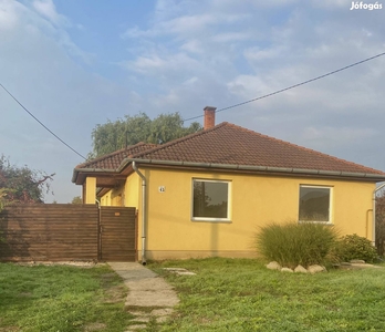 Amerikai típusú ház - Pap, Szabolcs-Szatmár-Bereg - Ház