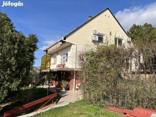 270 nm-es ház eladó Pécs