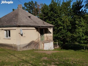 Eladó családi ház a Bakonyban, Dudaron