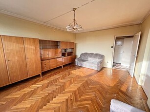 Eladó Lakás, Budapest 21 kerület Csepel-belvárosban 46 m2-es, közepes állapotú lakás műanyag ablakokkal