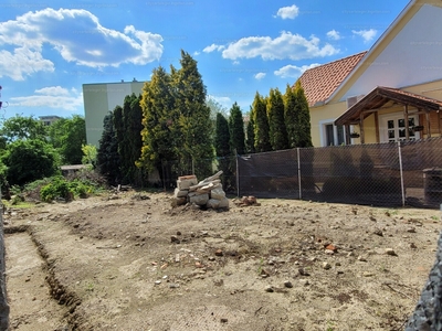 Eladó lakóövezeti telek - Eger, Maklári hóstya