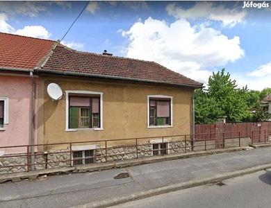 Ritka helyen, kiváló lokációval, 2 szobás családi ház eladó! - Miskolc, Borsod-Abaúj-Zemplén - Ház