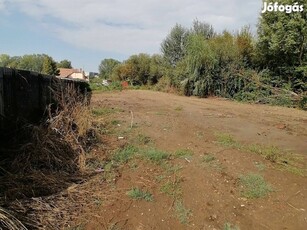 Damjanich lakópark mögött építési telek eladó