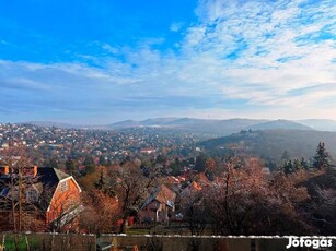 Eladó ház - Budapest II. kerület, Máriaremete