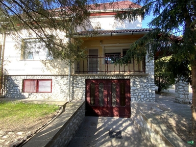 Eladó családi ház - Miskolc, Régész utca