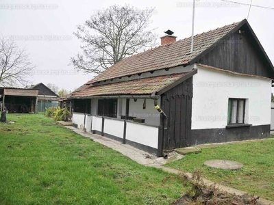 Eladó családi ház - Tiszaderzs, Jász-Nagykun-Szolnok megye