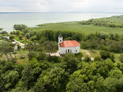 Eladó lakóövezeti telek - Vonyarcvashegy, Fő utca 7.