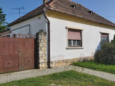 Eladó Ház, Pápa 25.000.000 Ft - Pápa, Veszprém - Ház