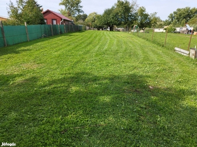 Eladó kert-nyaraló,telek - Oroszlány, Komárom-Esztergom - Nyaralók, üdülők