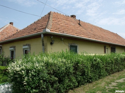 Két szobás családi ház kedvező áron eladó! - Mezőkeresztes, Borsod-Abaúj-Zemplén - Ház