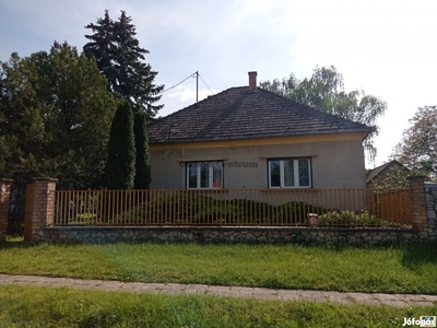 Pápateszéri eladó tégla családi ház - Pápateszér, Veszprém - Ház
