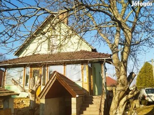 Dunavarsány, Erkel Ferenc közeliutca utca, 194 m2-es, családi ház