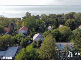 Panorámás dupla telek a Balatontól 100 méterre