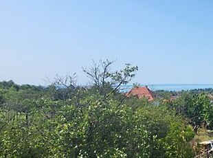 Eladó földterület Balatonkenese